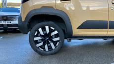 Dacia Spring 27kWh Expression 65 48kW 5dr Auto Electric Hatchback